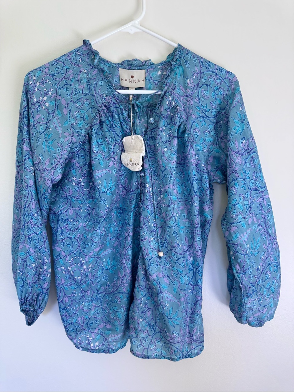 Hannah Artwear Button Front Silk Blouse Blue Purple Floral size 0 (4) NWT NEW
